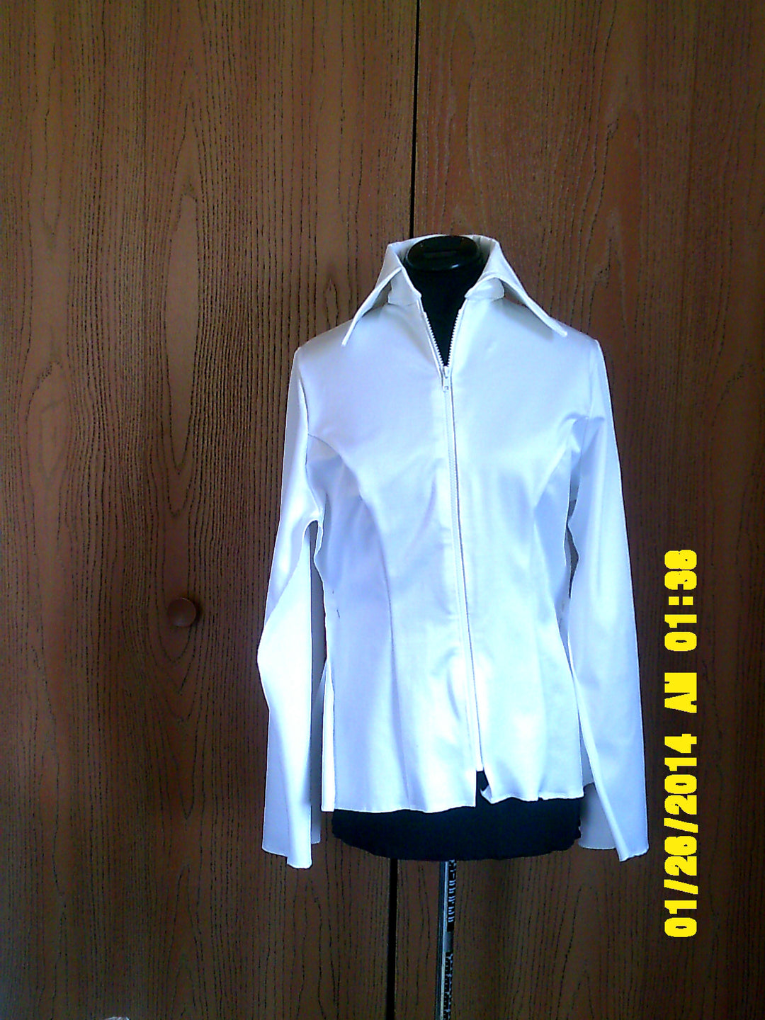 Misses Front Zip Rail Shirt #1300