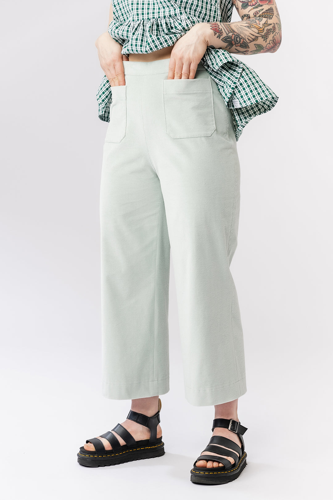 VERSO trousers & shorts
